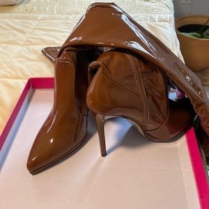 Heeled Boots - Camel Color